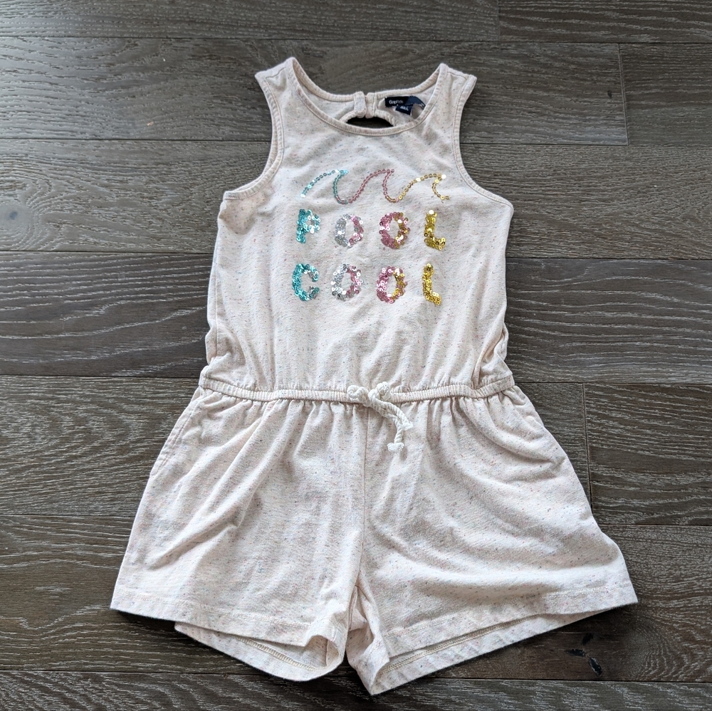3/$15 - Gap Kids Oatmeal Heather Pool Cool Romper Size Small 6-7